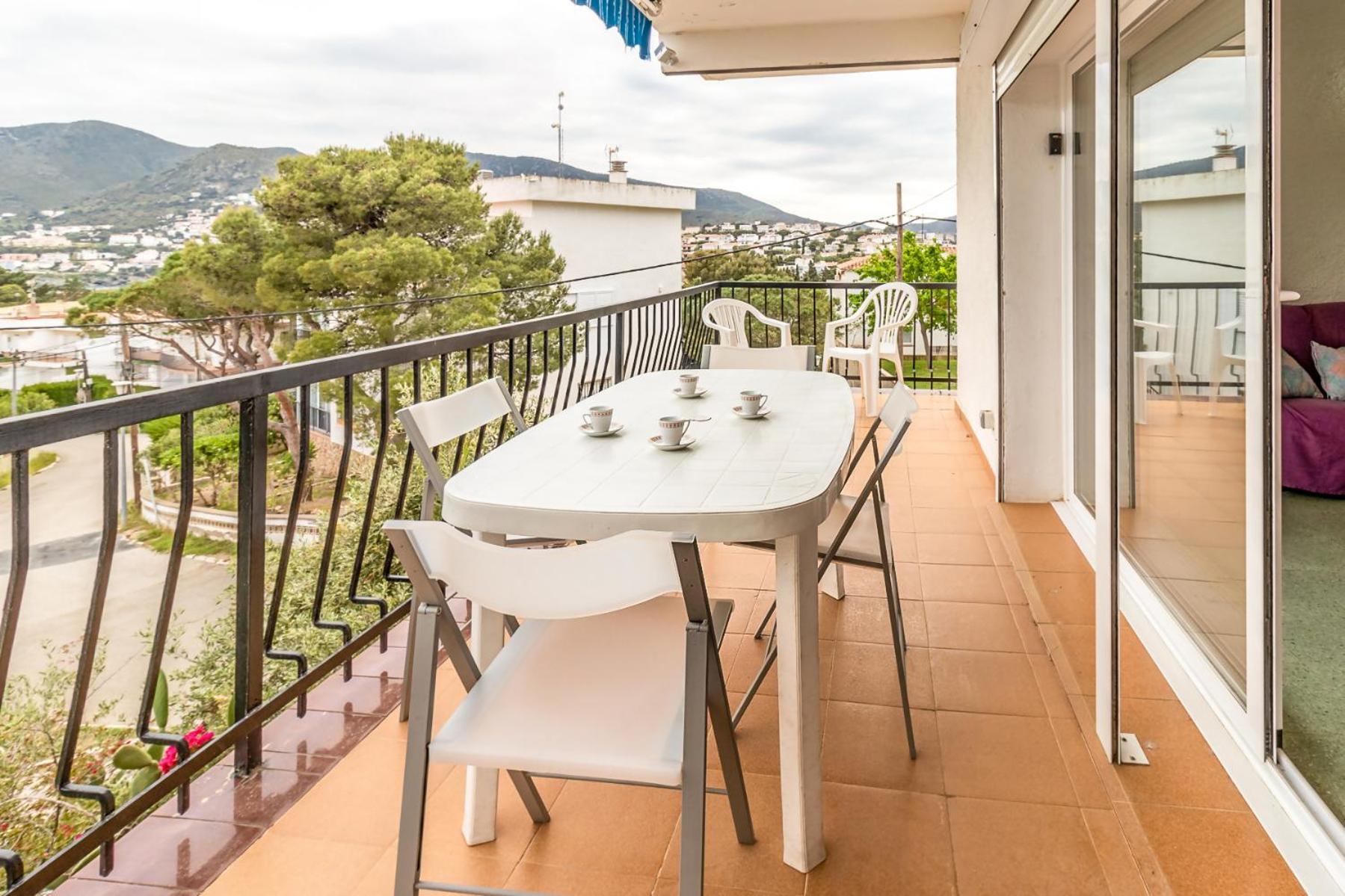 Carboneras 45 Apartamento Con Terraza Girona Eksteriør billede