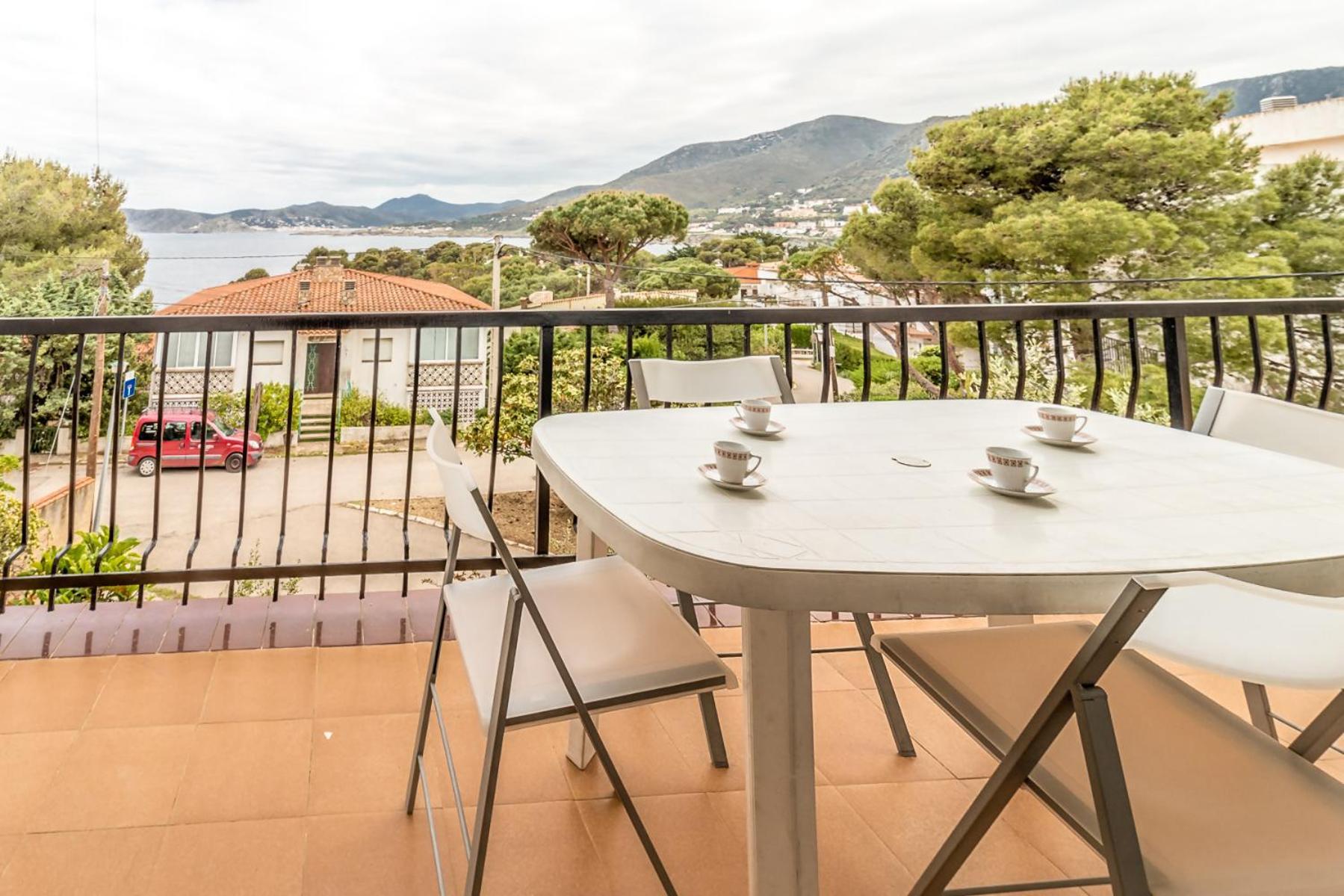 Carboneras 45 Apartamento Con Terraza Girona Eksteriør billede